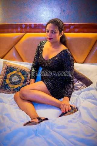 trans girl VijayaLa 5223012