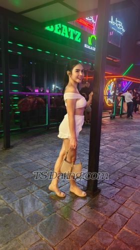 trans girl Vivi85 1456688 trans girl Vivi85 1456688