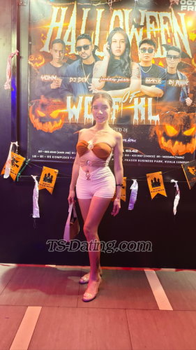 trans girl Vivi85 1991648 trans girl Vivi85 1991648