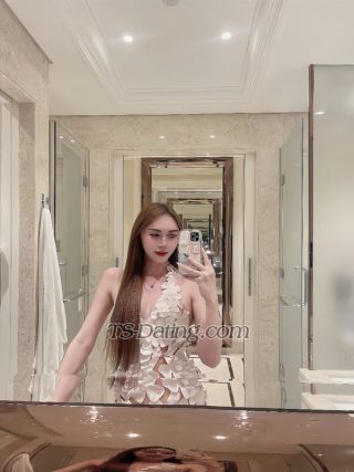 trans girl VyJolieee 8229905 trans girl VyJolieee 8229905