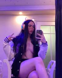 venusozcam Istanbul Transex Hey, im a 23 years old nasty t-women from Istanbul. I do incall at my own apartment in Nişantaşı/Şişli or i can come hotels for outcall as you wish.