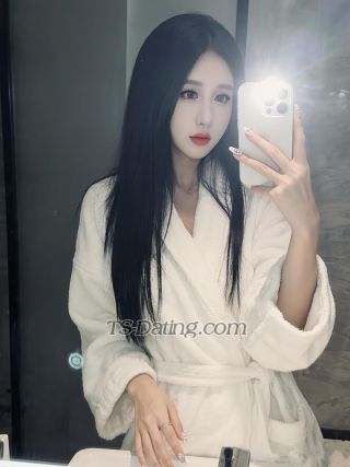 trans girl Wenwenz 2549484 trans girl Wenwenz 2549484