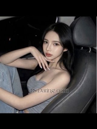 trans girl Winsnowblack 2569936