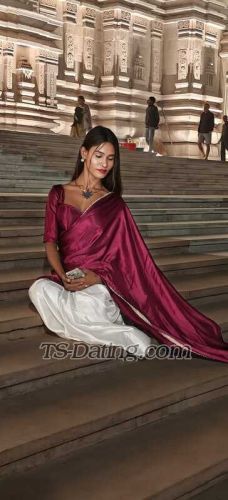 trans girl XxxAlina 0666779