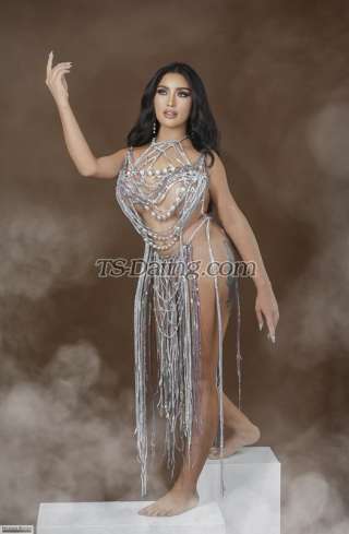 trans girl Yaniesmith 7121933