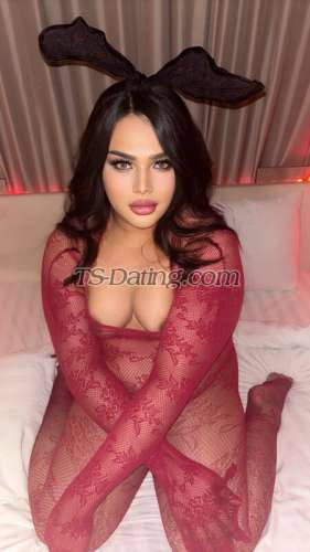 trans girl Yaran 0957633 trans girl Yaran 0957633