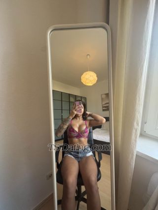 trans girl YarayaraDOT 3445695