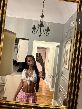 trans girl Yasmen 8027233