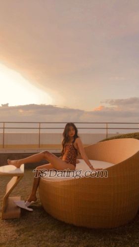 trans girl Yogirlcherry 5576497