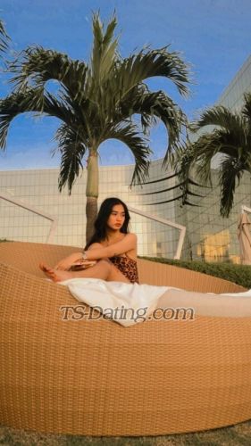 trans girl Yogirlcherry 5576592