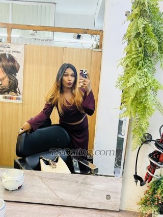 trans girl YourAnika 0047440 trans girl YourAnika 0047440