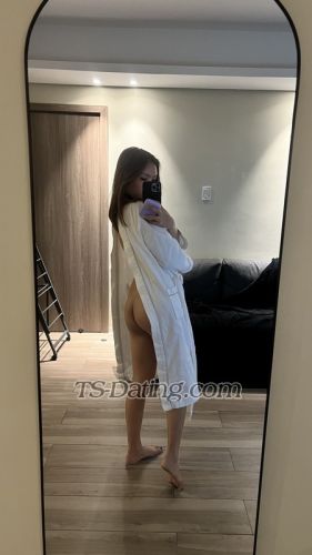 trans girl Yumilicous 7629090 trans girl Yumilicous 7629090