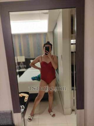 trans girl YummyPeach 2327259