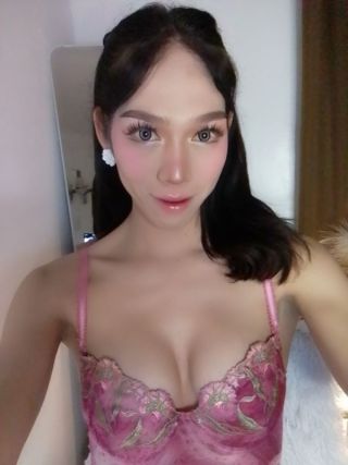 YumyChristine 4863764