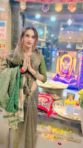 trans girl YuvikaGupta 0434632 trans girl YuvikaGupta 0434632