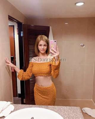 trans girl Zacanza 8032190