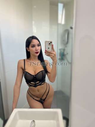 trans girl ZaerraKarl 0871402