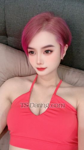 trans girl Zevvi1997 6010911