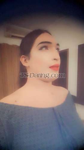 trans girl Zoyanoor1787 5937871