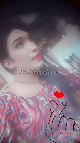 trans girl Zoyanoor1787 7110261